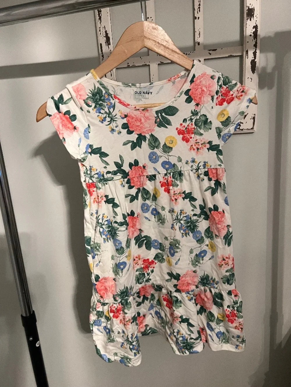 Girls dress